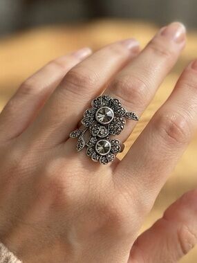 Fossil Silver Marcasite Style Crystal Double Flower Statement Cocktail Ring Sz 7